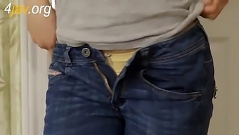 Korean Girl Gets Fucked Hard In Full Movie